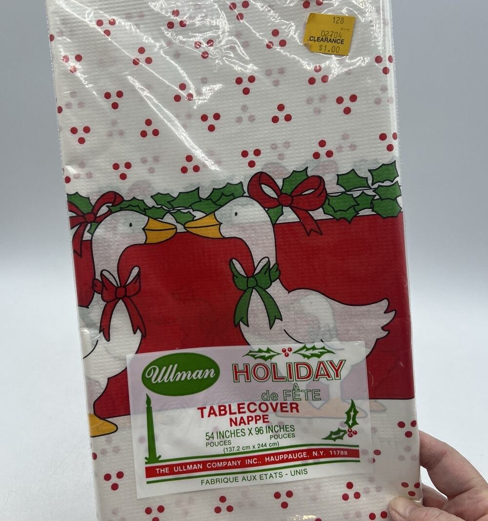 Vtg Christmas Geese Paper Table Cover Tablecloth 52x96 1980s Grannycore Kitsch